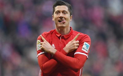 环亚体育独家-伊尼戈·马丁内斯这脚凌空解围太潇洒